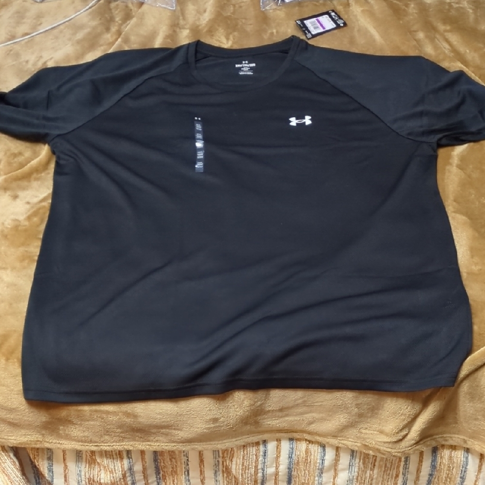 Under Armour Men's Short Sleeve Black Tee